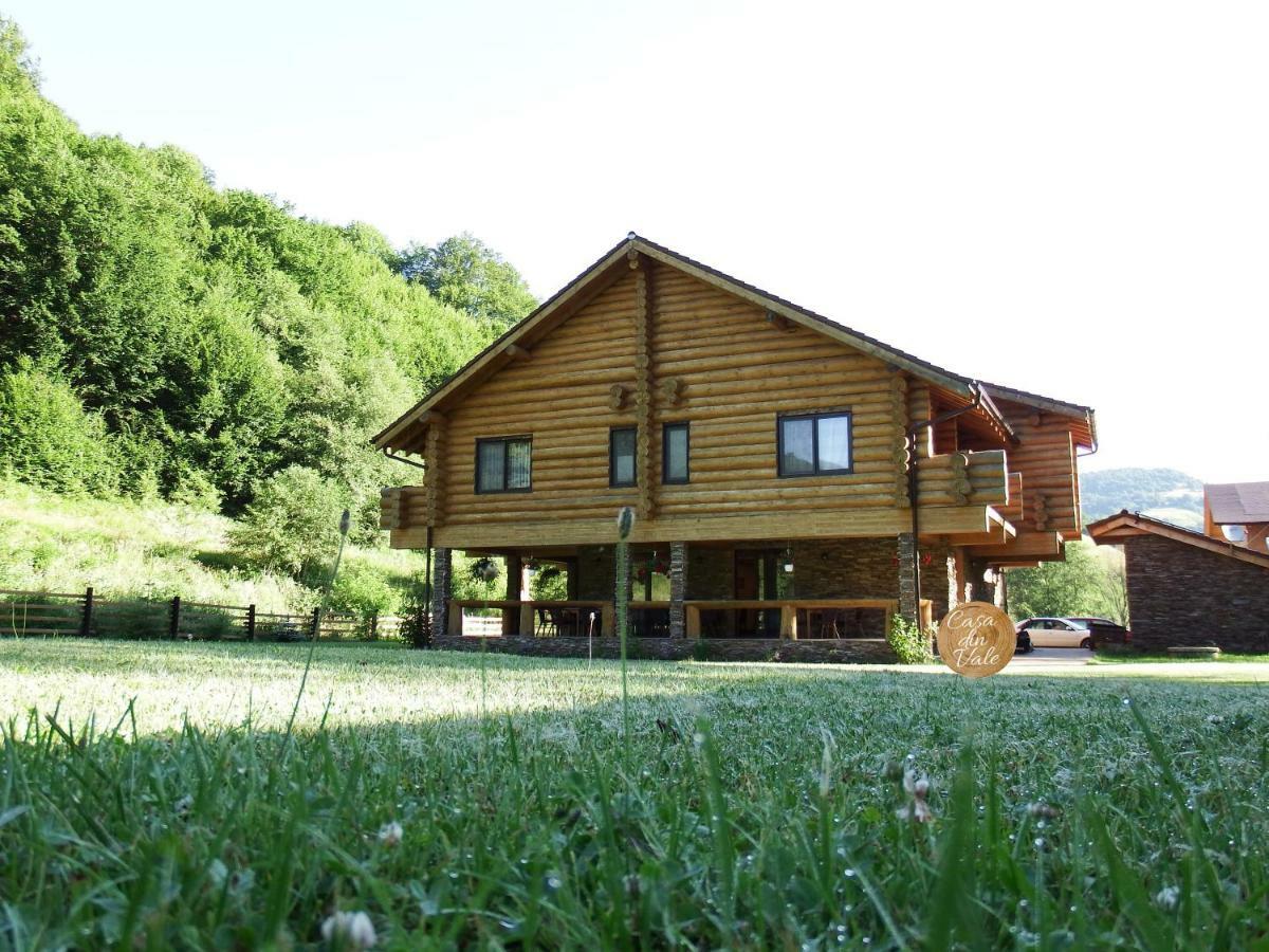 Casa Din Vale *